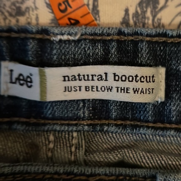 8. Lee Natural Boot Cut Jeans in Medium Wash - Picture 11 of 15